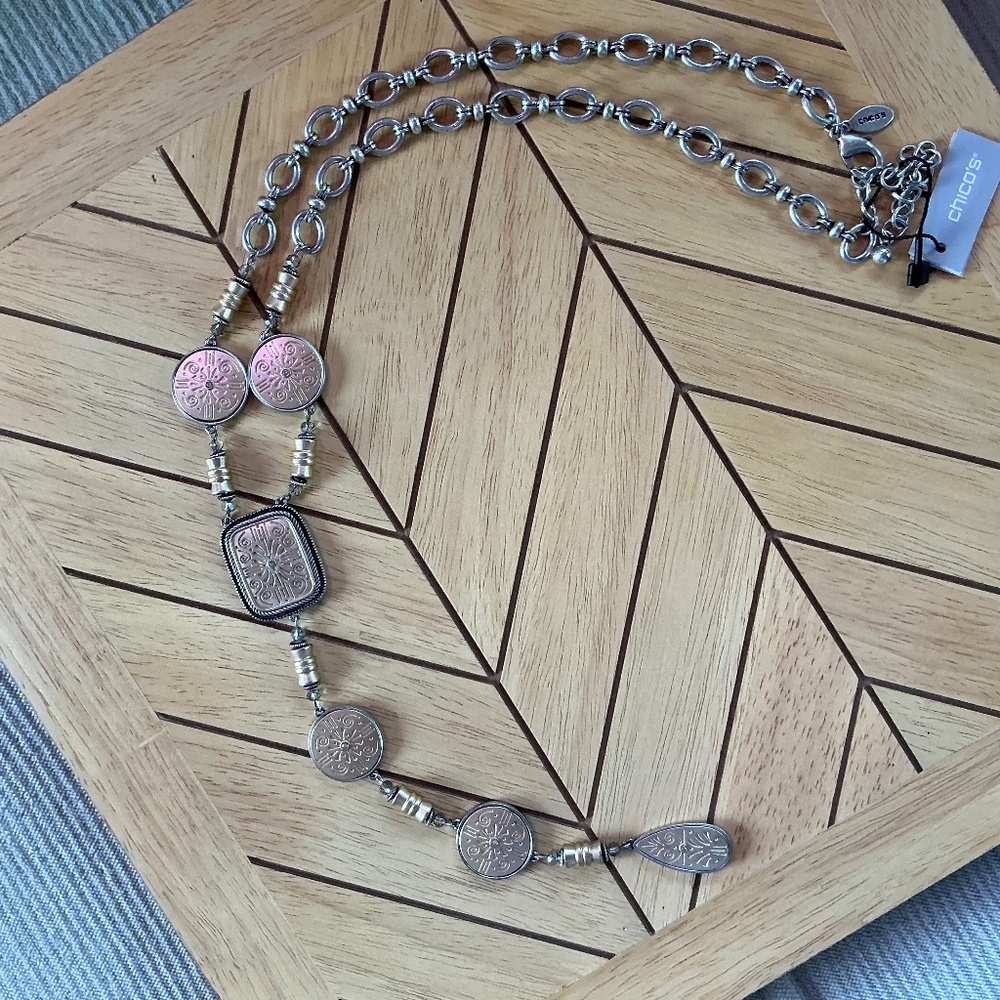 Brand new Chico’s necklace
